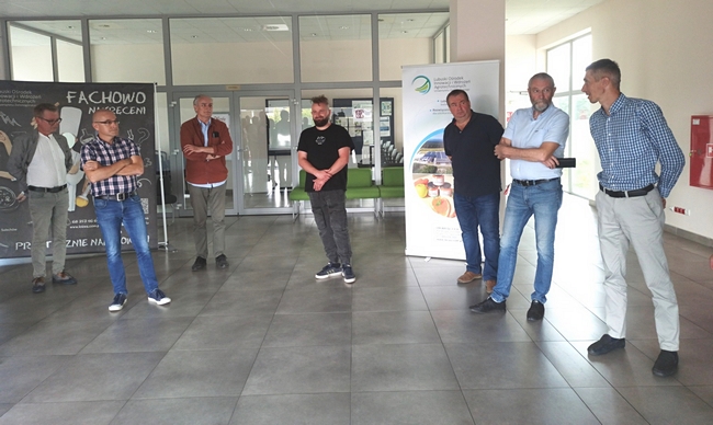 Prezes Lubuskiego Ośrodka Innowacji i Wdrożeń AgrotechnicznychWojciech Szefner opowaida o działalności ośrodka